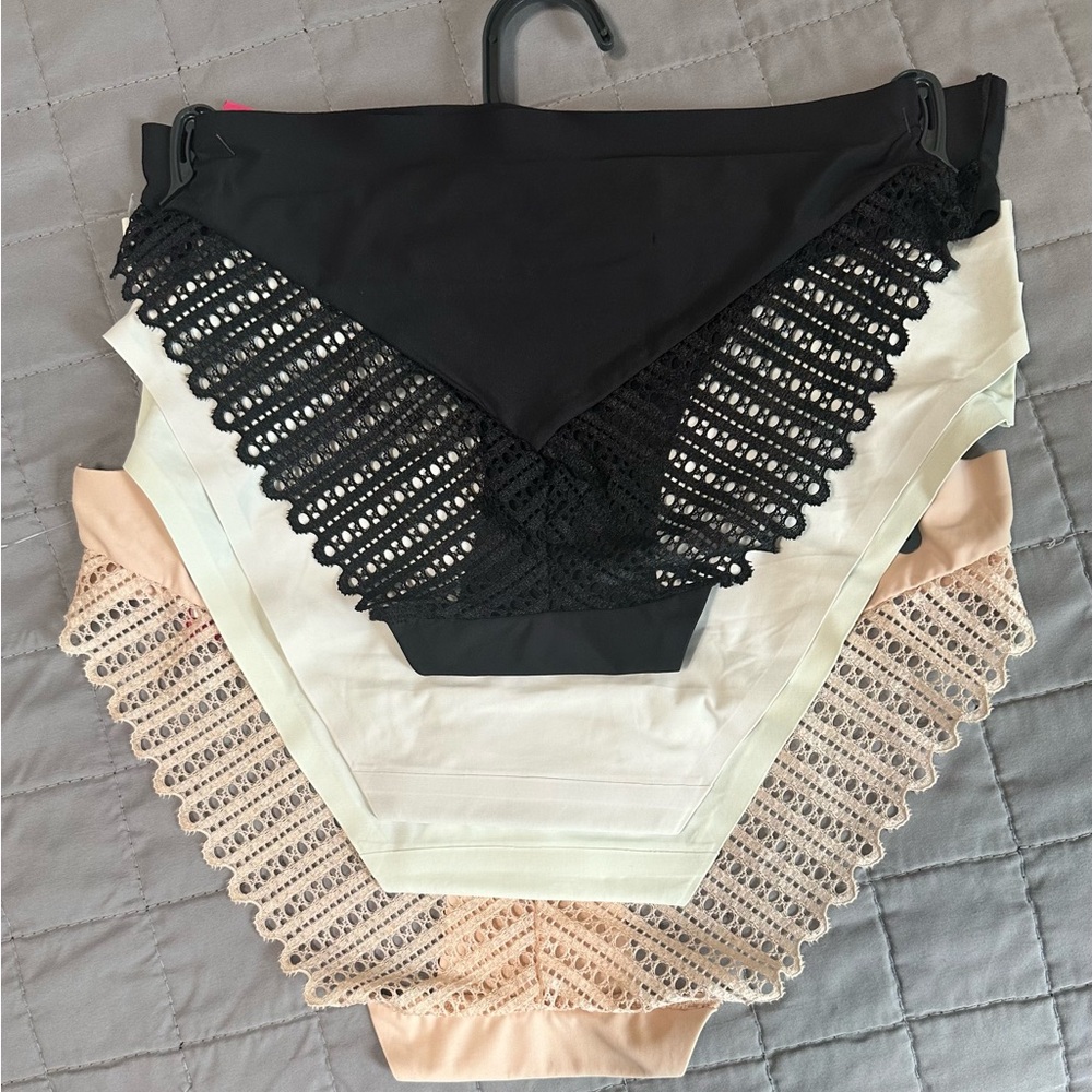 NEW! Vince Camuto underwear. 4 pack. Bikini.